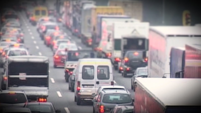 Stundenlange Sperrung auf A2 (Foto: SAT.1 NRW)