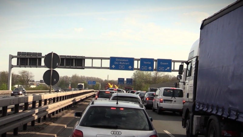 Der Verkehr soll fließen (Foto: SAT.1 NRW)