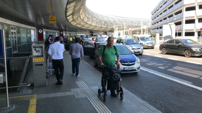 Parkskandal am Flughafen (Foto: SAT.1 NRW)