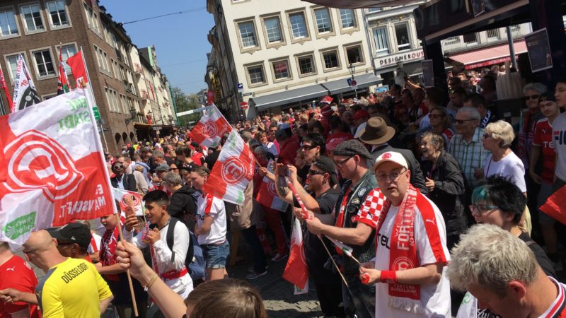 FORTUNA DÜSSELDORF AUFSTIEGSFEIER LIVE (Foto: SAT.1 NRW)