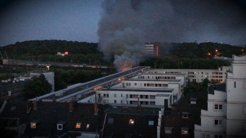 RAUCHSÄULE ÜBER KÖLN (Foto: SAT.1 NRW)