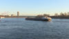 Die Schiffe auf dem Rhein können nur noch halb beladen werden (Foto: SAT.1 NRW)