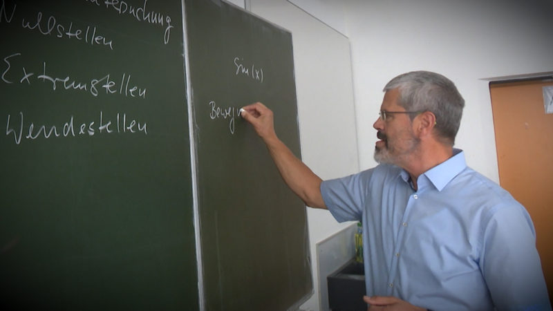 Lehrer müssen zurück in Schule (Foto: SAT.1 NRW)