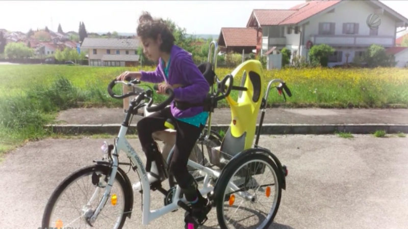 Behindertenfahrrad geklaut (Foto: SAT.1 NRW)