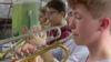 Schüler musizieren für Toleranz (Foto: SAT.1 NRW)