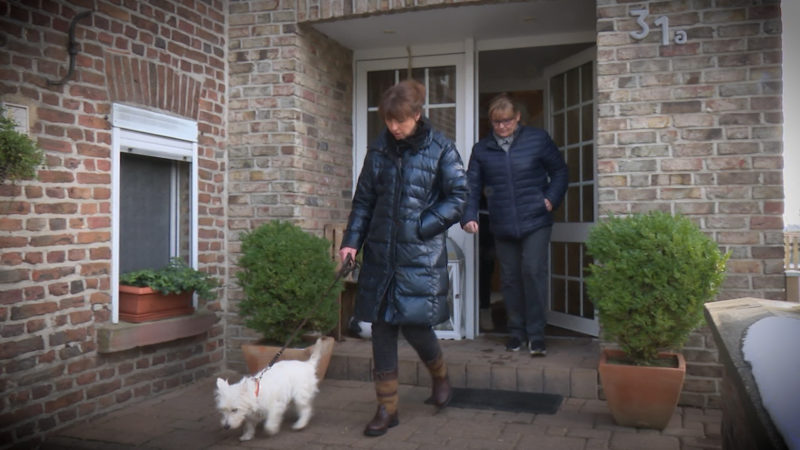 Familie macht sich Sorgen wegen Umsiedlung (Foto: SAT.1 NRW)