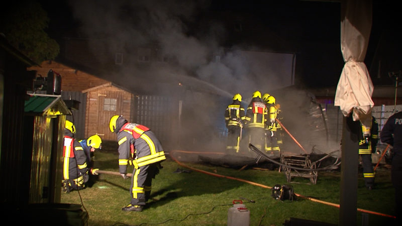 Gartenlaube explodiert - zwei Menschen kommen ums Leben (Foto: SAT.1 NRW)