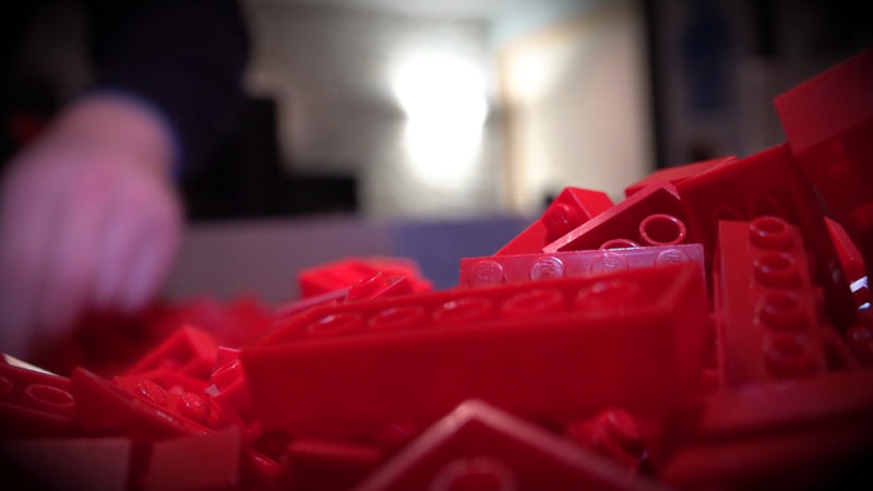 In Düsseldorf können Besucher stundenlang mit Lego spielen (Foto: SAT.1 NRW)