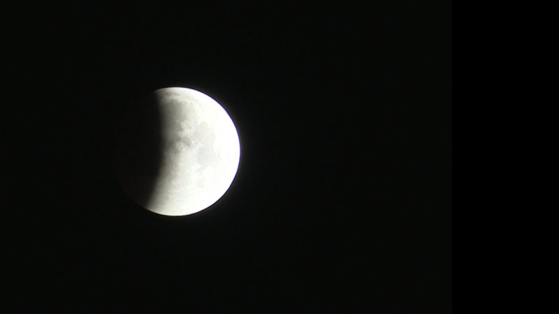 Naturspektakel: Mondfinsternis und Blutmond (Foto: SAT.1 NRW)