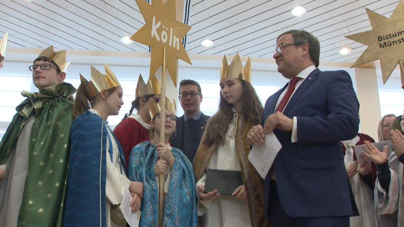 Sternensinger bei Armin Laschet (Foto: SAT.1 NRW)