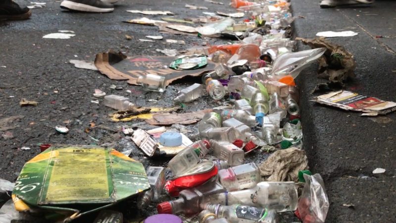 Karnevals-Chaos auf der Zülpicherstraße (Foto: SAT.1 NRW)