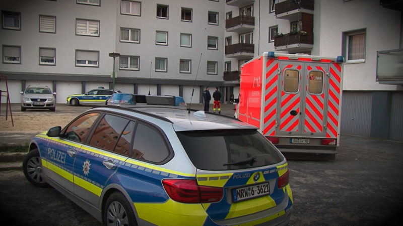 KIND STÜRZT AUS DEM FENSTER (Foto: SAT.1 NRW)