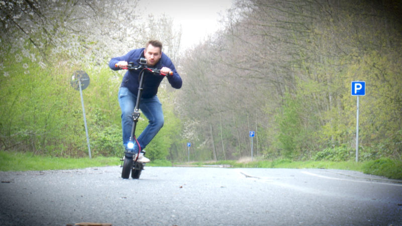 E-ROLLER IM TEST (Foto: SAT.1 NRW)