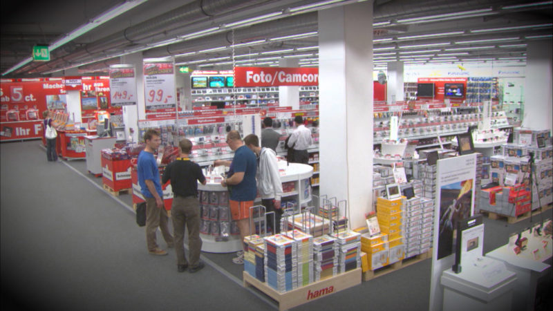 SPARPROGRAMM BEI MEDIA MARKT UND SATURN (Foto: SAT.1 NRW)