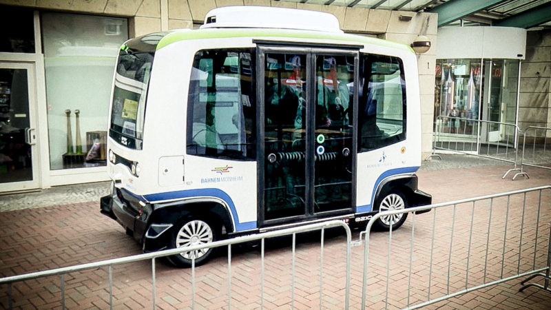 Selbstfahrende Elektrobusse (Foto: SAT.1 NRW)