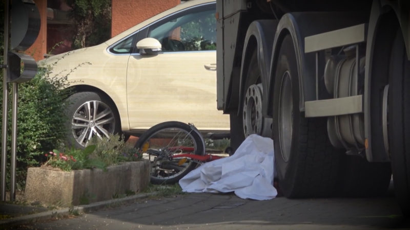 PROZESS: JUNGE MIT MÜLLAUTO ÜBERFAHREN (Foto: SAT.1 NRW)