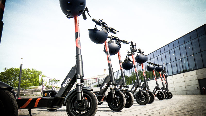 Verbietet Düsseldorf E-Scooter? (Foto: SAT.1 NRW)