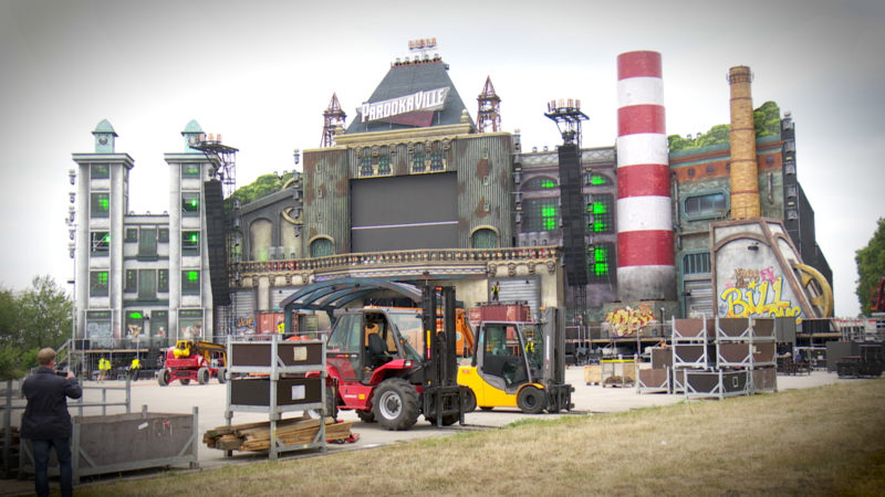 PAROOKAVILLE-RUNDGANG (Foto: SAT.1 NRW)