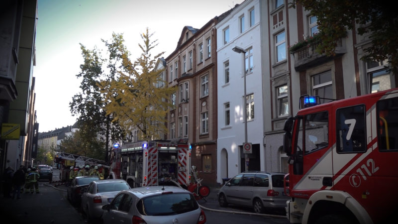 Wohnung brennt - Anwohner vermisst (Foto: SAT.1 NRW)