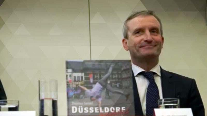 OB Geisel präsentiert Buch (Foto: SAT.1 NRW)