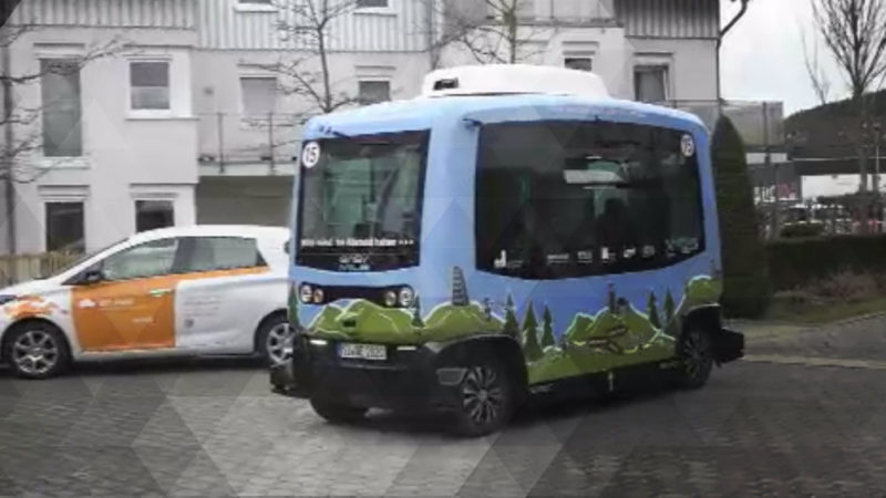 Bus ohne Fahrer (Foto: SAT.1 NRW)