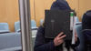 Prozessbeginn gegen mutmaßliche IS-Mutter (Foto: SAT.1 NRW)
