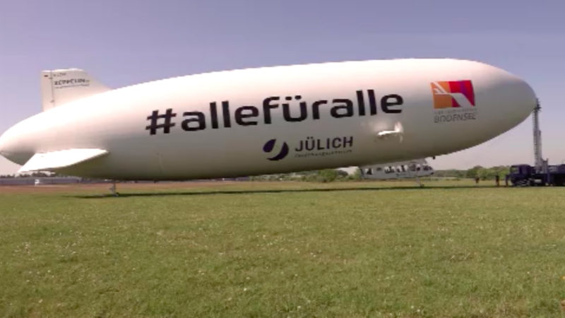 Luftschiffhangar für Zeppeline eröffnet (Foto: SAT.1 NRW)