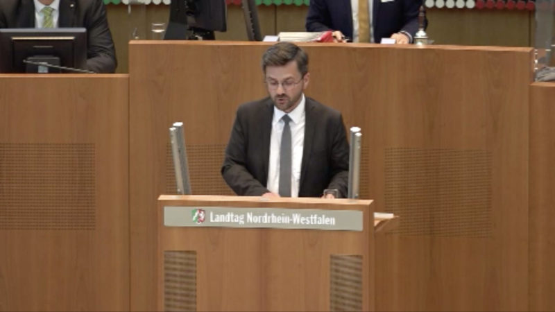 Diskussion im Landtag: Zu lange gewartet mit dem Lockdown? (Foto: SAT.1 NRW)