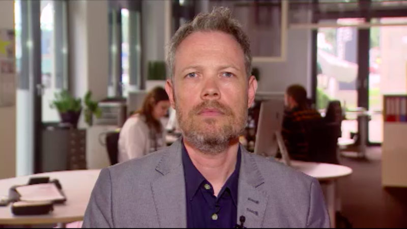 SAT.1 NRW-Redaktionsleiter Carsten Isherwood zum Grundschulstart (Foto: SAT.1 NRW)