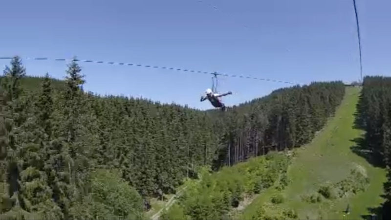 1000 Meter Sauerland-Zipline (Foto: SAT.1 NRW)