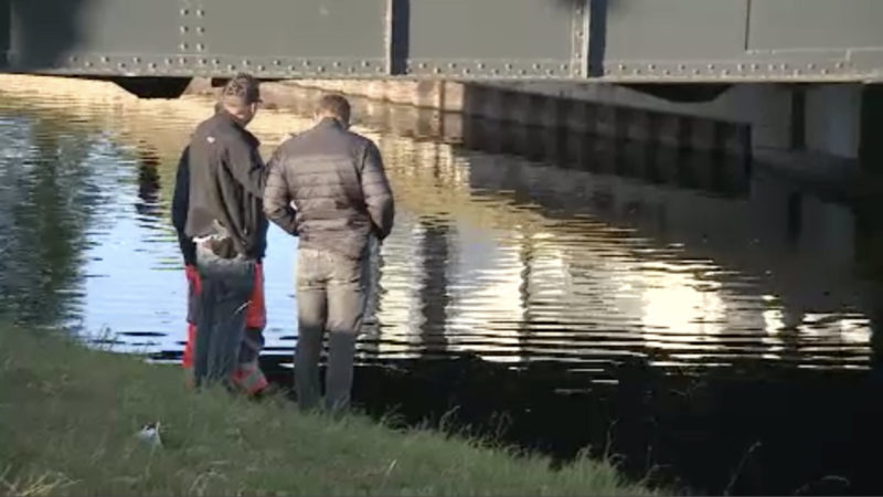 Leiche im Kanal gefunden (Foto: SAT.1 NRW)