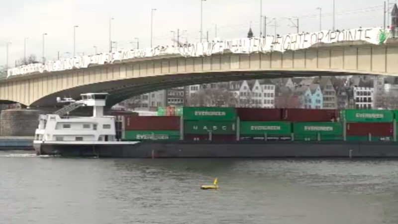 Fridays for Future-Banner in Köln (Foto: SAT.1 NRW)