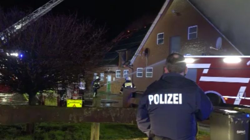 Tobende Flammen (Foto: SAT.1 NRW)