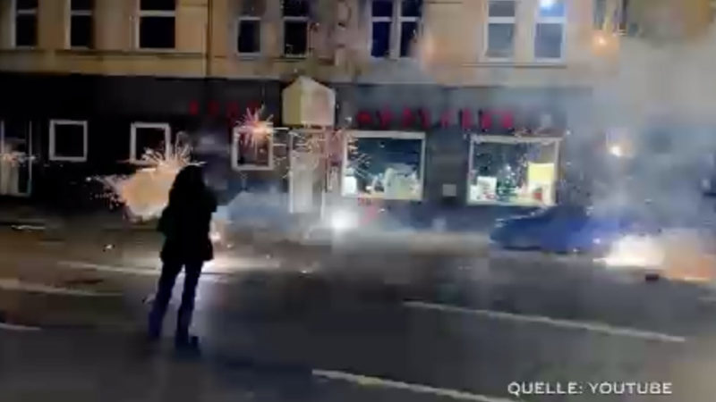 Randale zu Neujahr (Foto: SAT.1 NRW)