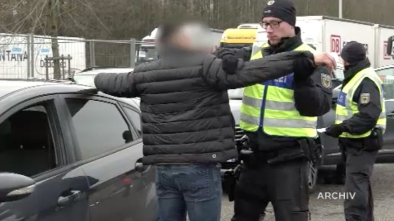 Polizei deckt weniger Straftaten auf (Foto: SAT.1 NRW)