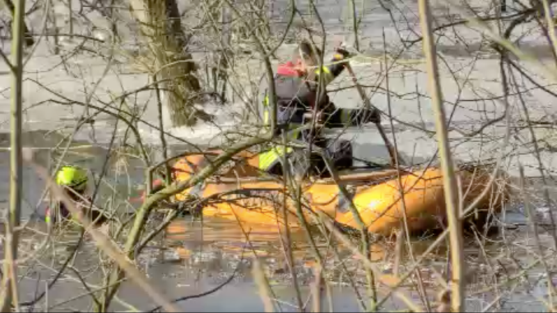 So gefährlich sind gefrorene Seen (Foto: SAT.1 NRW)