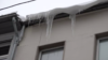 Gefährliche Eiszapfen auf Dächern (Foto: SAT.1 NRW)