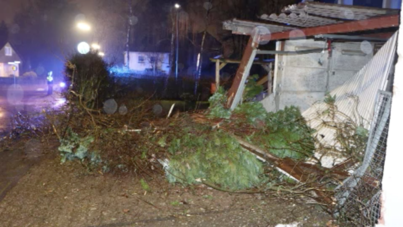 Spur der Verwüstung in Radevormwald (Foto: SAT.1 NRW)