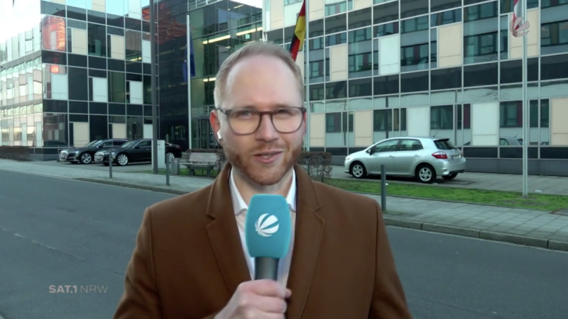 Carsten Kulawik mit Einschätzungen zum neuen Schulkonzept (Foto: SAT.1 NRW)