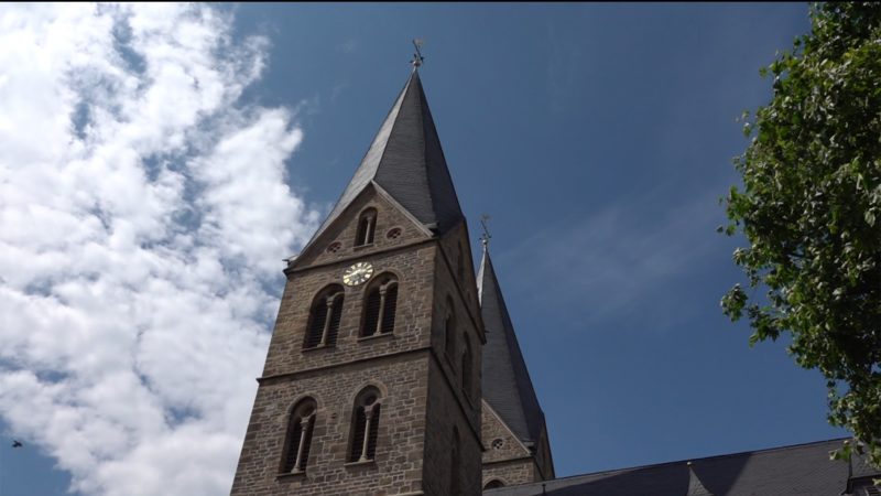 Tresor aus Kirche geklaut (Foto: SAT.1 NRW)