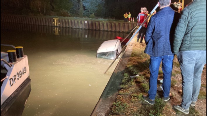 Geklaut und versenkt (Foto: SAT.1 NRW)