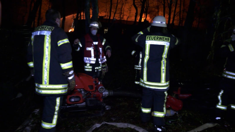 Asylheim angezündet (Foto: SAT.1 NRW)