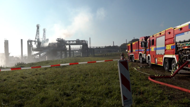 Werksfeuerwehr im Großeinsatz (Foto: SAT.1 NRW)