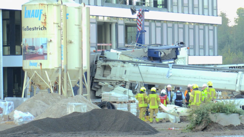 Koloss kippt um (Foto: SAT.1 NRW)