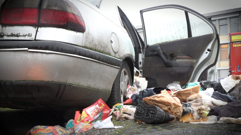 Ekelfund im Auto (Foto: SAT.1 NRW)