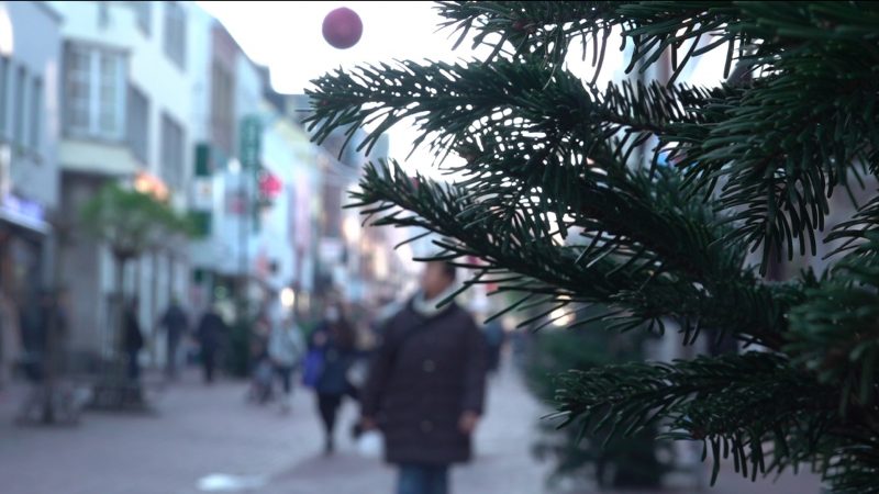 Kleve wegen Weihnachtshopping überfüllt (Foto: SAT.1 NRW)