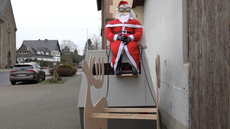 Weihnachtsblitzer in Düren (Foto: SAT.1 NRW)