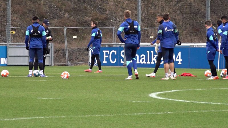 Trainingsauftakt auf Schalke (Foto: SAT.1 NRW)