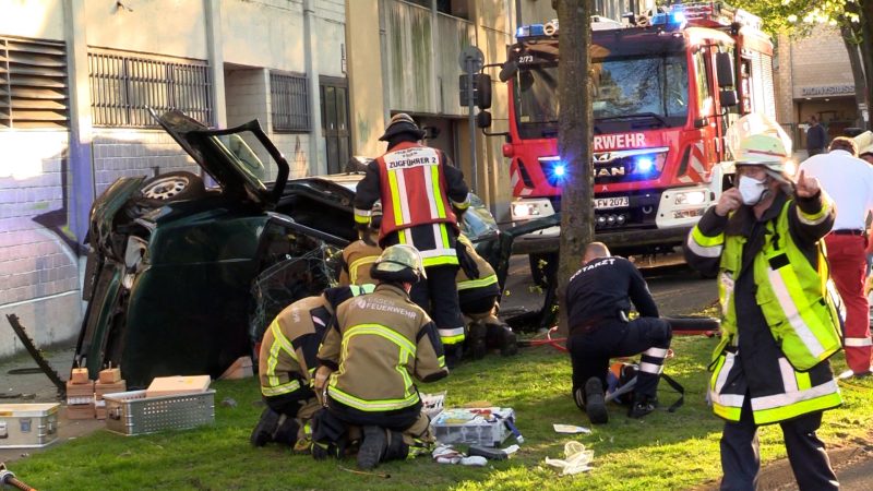 Männer stürzen von Parkhausdach in den Tod (Foto: SAT.1 NRW)