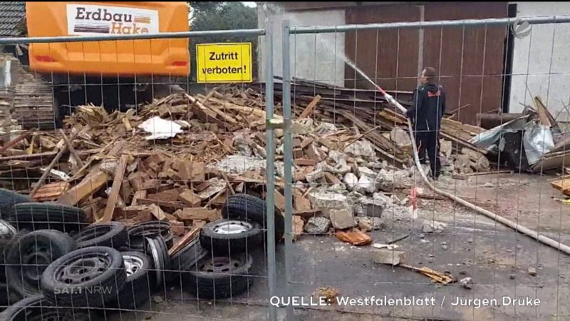 Horrorhaus von Höxter abgerissen (Foto: SAT.1 NRW)